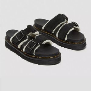 Dr Marten’s sandals MYLES SUEDE FUR-LINED BUCKLE SLIDE sandal men’s